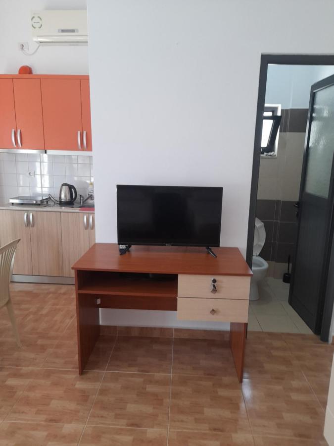 Vila F&M Ksamil Exterior photo